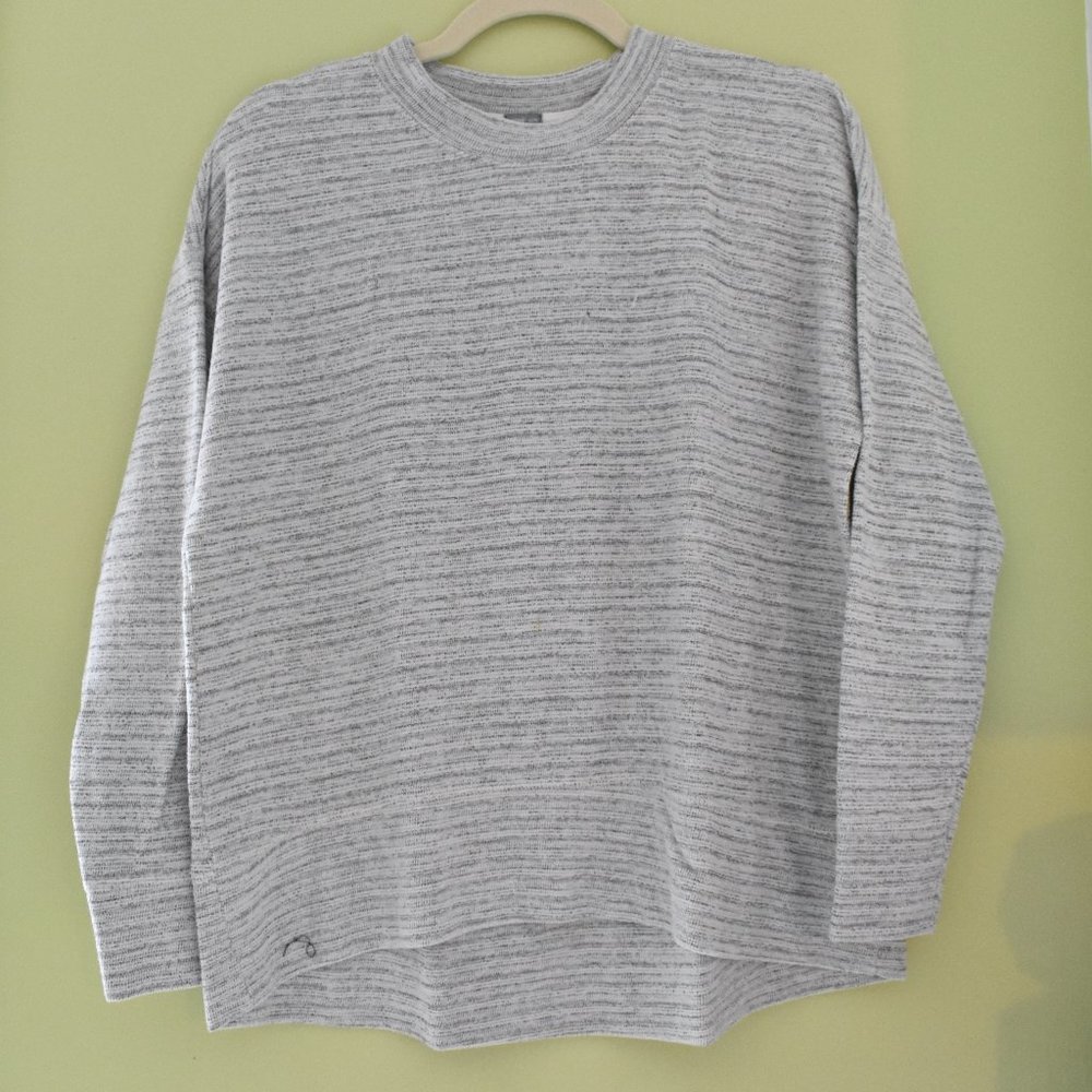Aerie Gray and White Beach Fleece